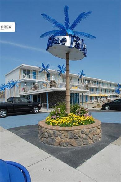 Blue Palms Resort Wildwood Exterior photo